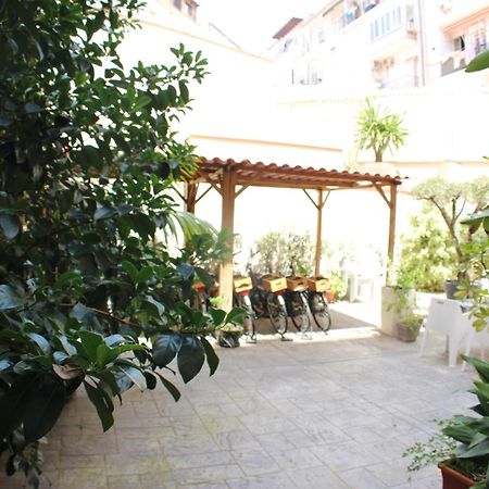 Soho Valencia Aparthotel Bagian luar foto
