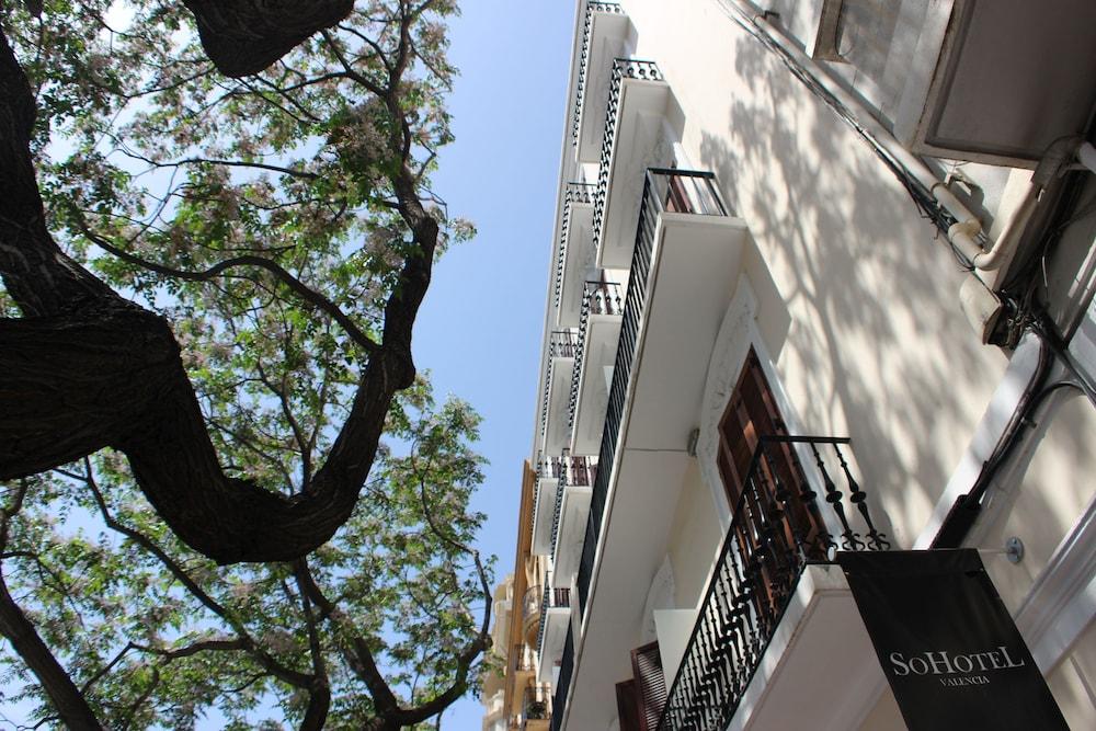 Soho Valencia Aparthotel Bagian luar foto